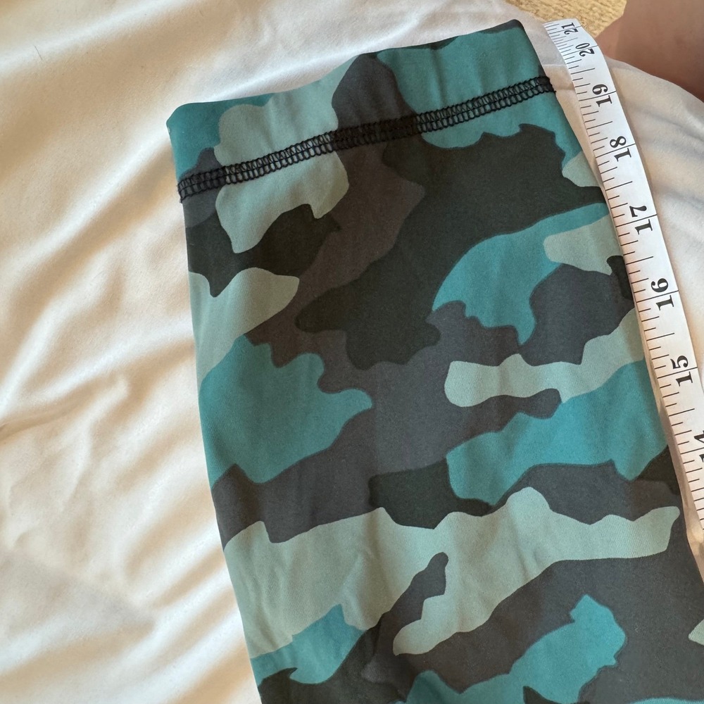 Lululemon Invigorate High-Rise Crop 23" Heritage 365 Camo Tidewater‎ Teal Multi - Picture 9 of 15